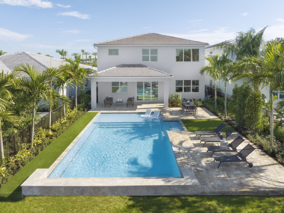 WEB Wynn Pool by RHP